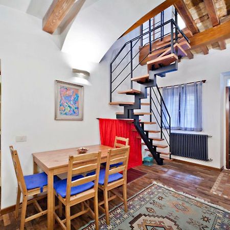 Caratteristico Appartamento A Piazza Navona Rom Exterior foto